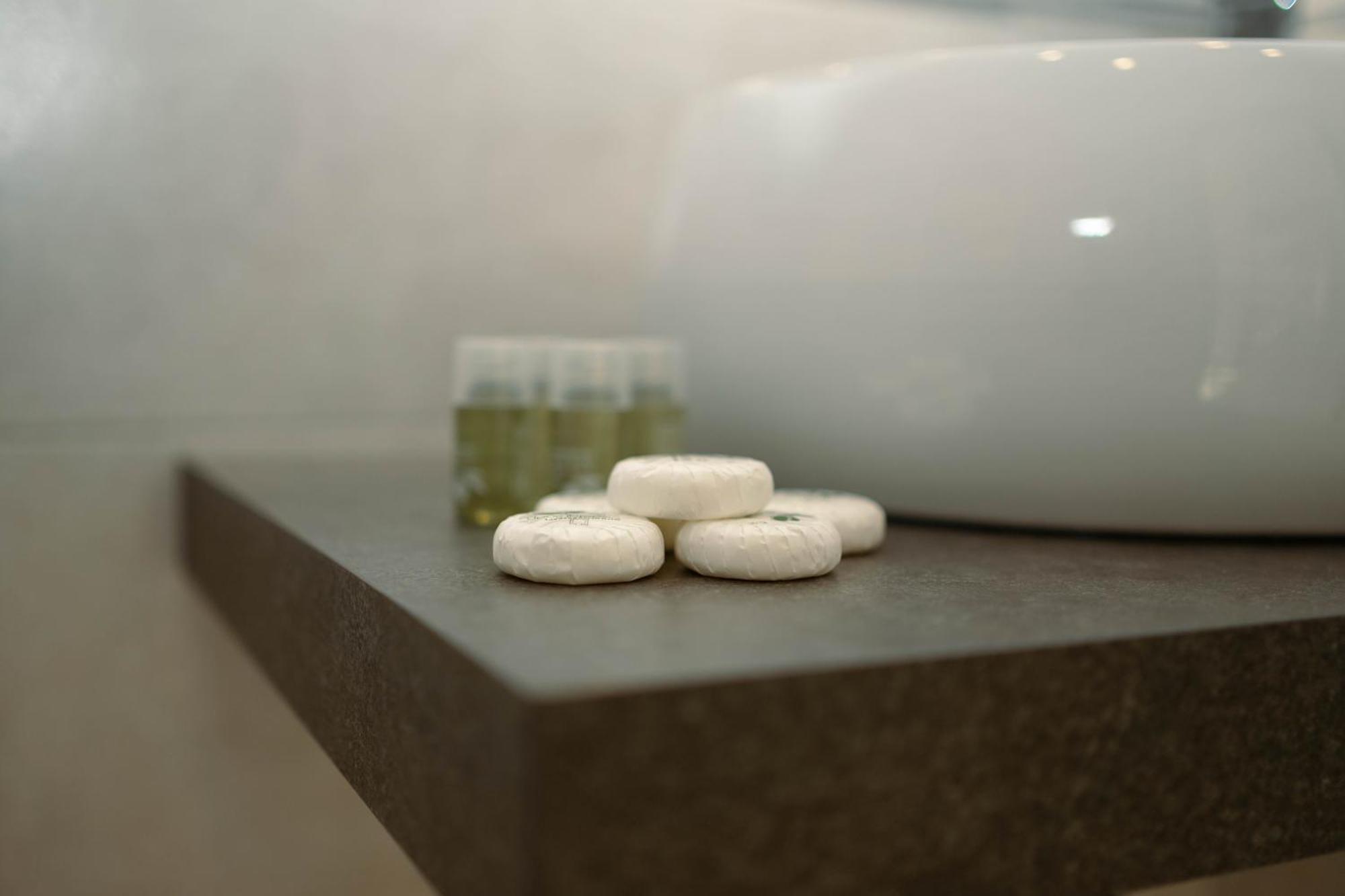 Romano'S Luxury Stay B&B Bari Bagian luar foto