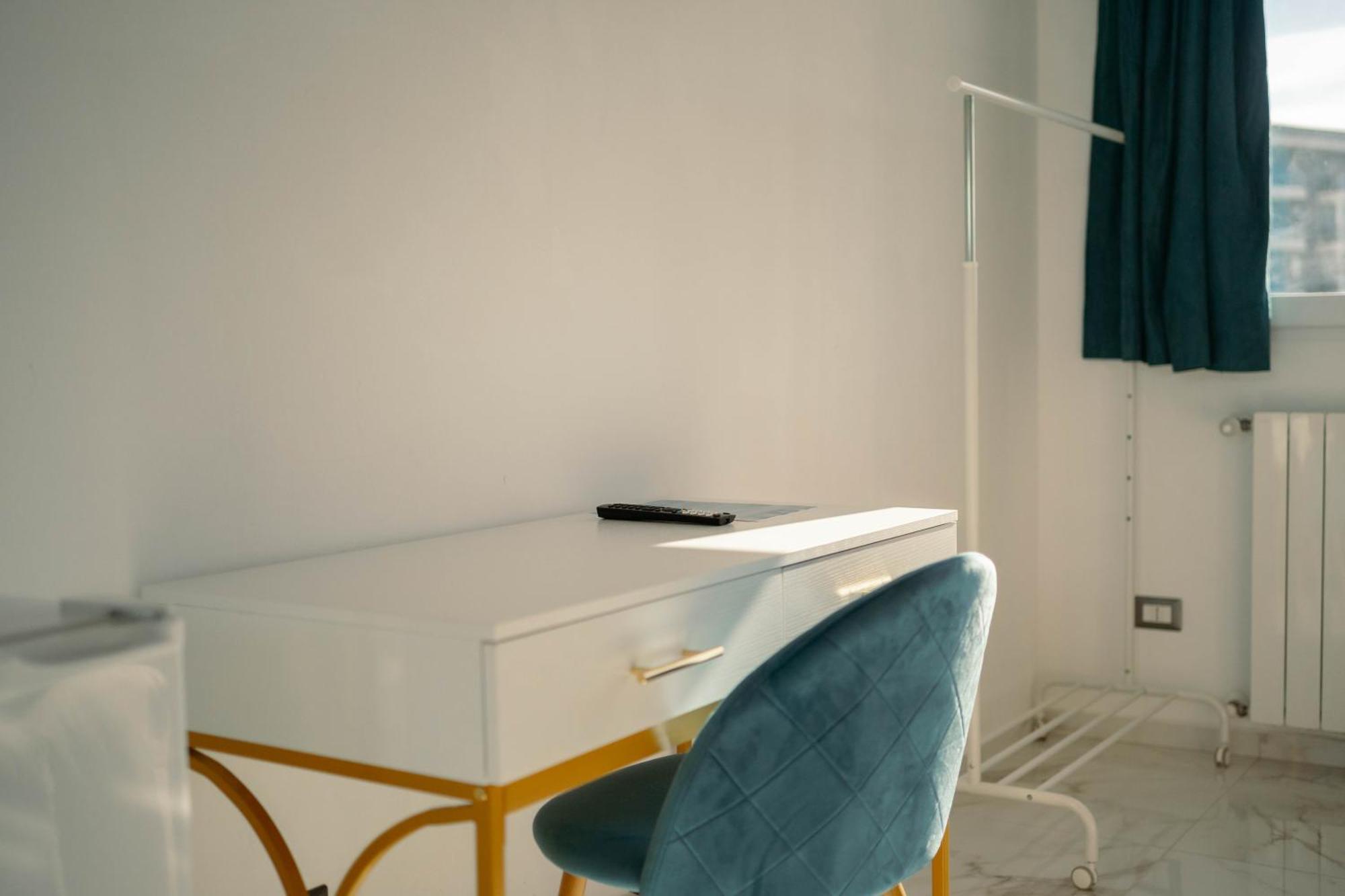 Romano'S Luxury Stay B&B Bari Bagian luar foto